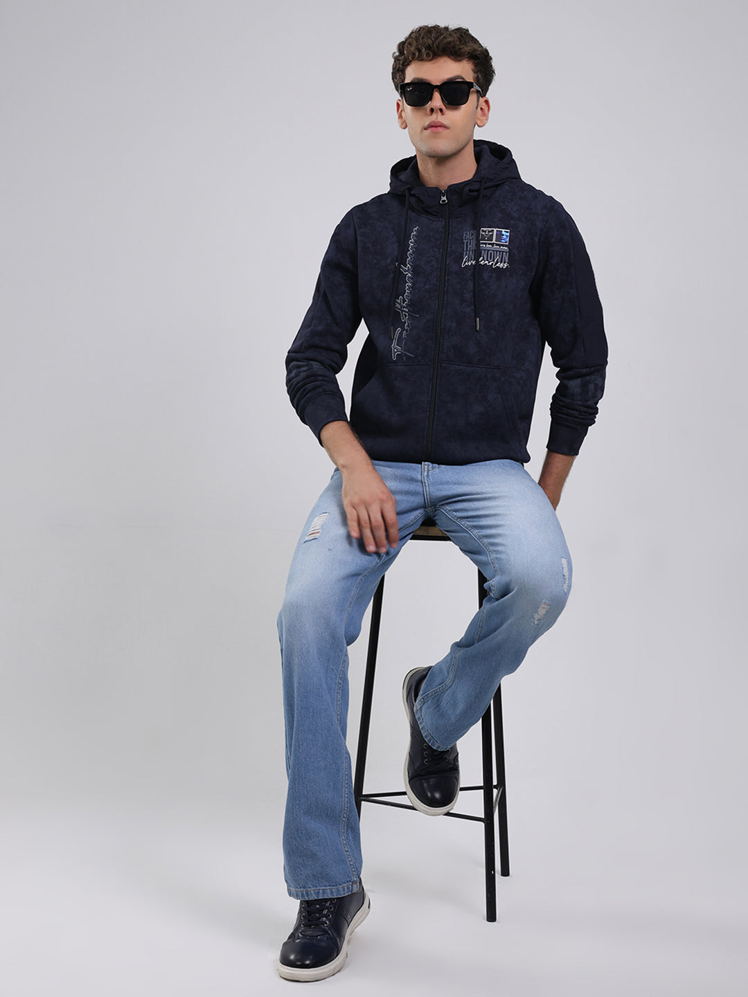 Men Navy Blue Printed Hooded Full Sleeve Sweatshirt