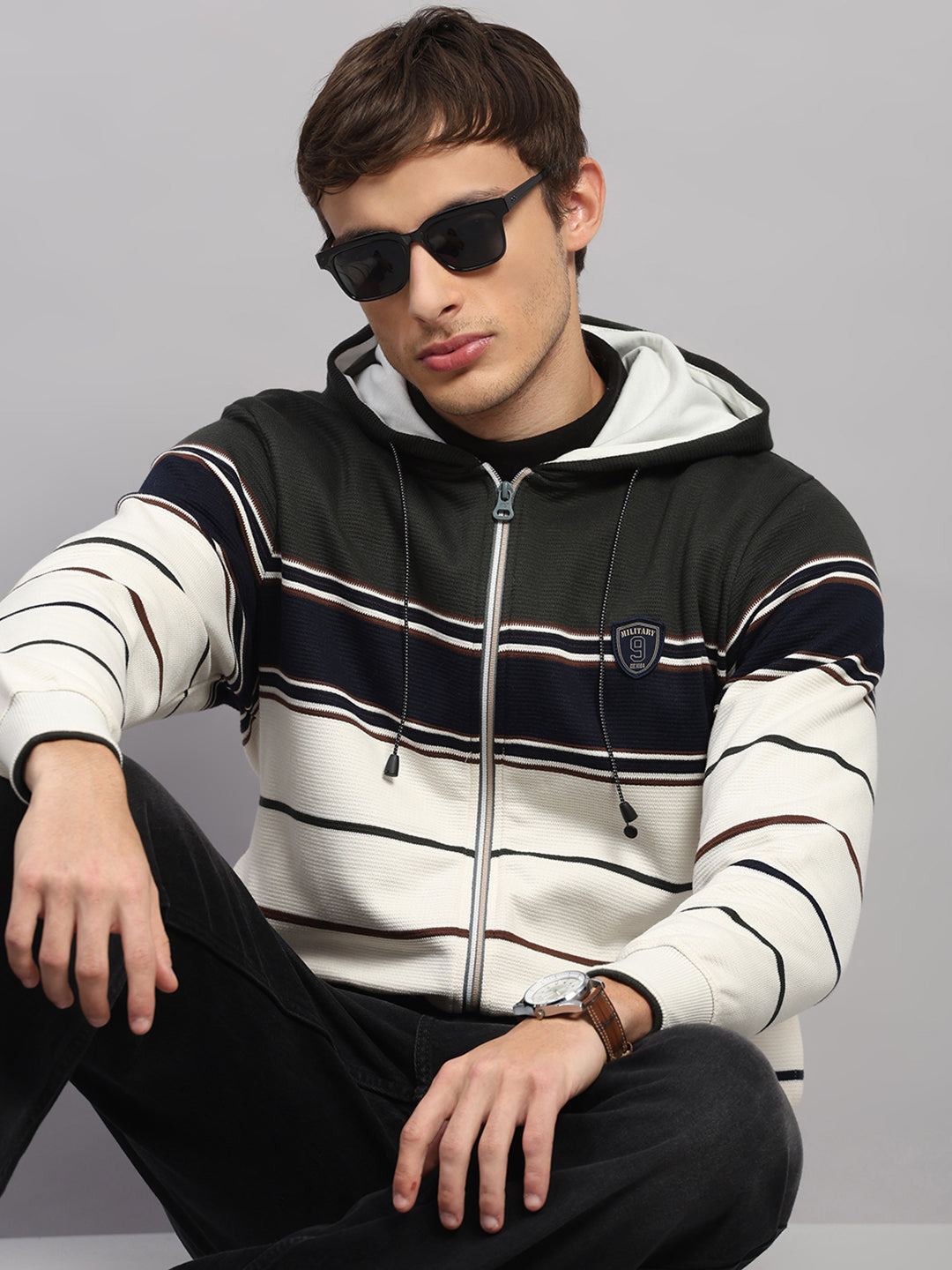 Men Olive Solid Hooded Full Sleeve Sweatshirt