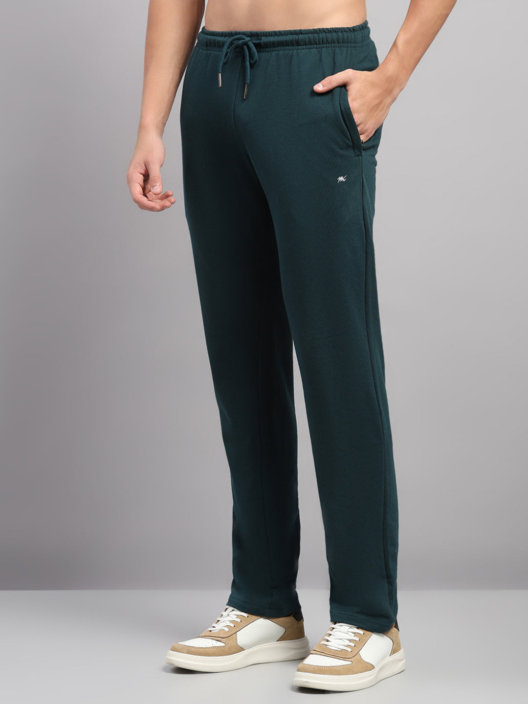 Men Green Stripe Collar Full Sleeve Winter Tracksuit