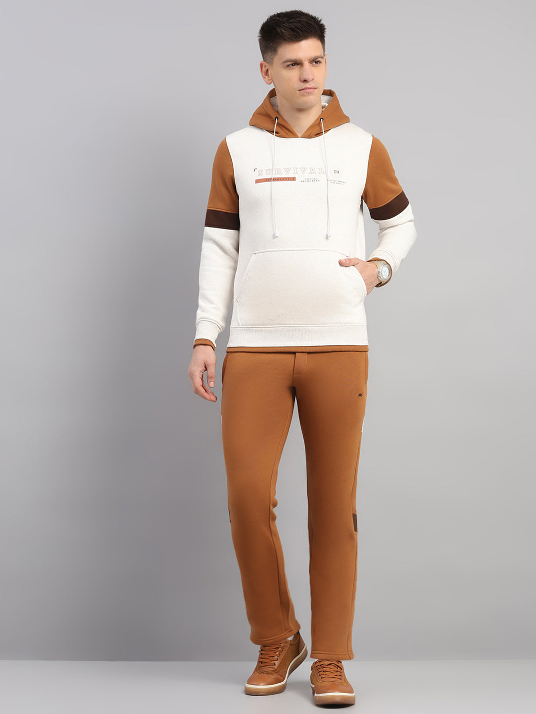 Men Camel Brown Solid Collar Full Sleeve Winter Tracksuit