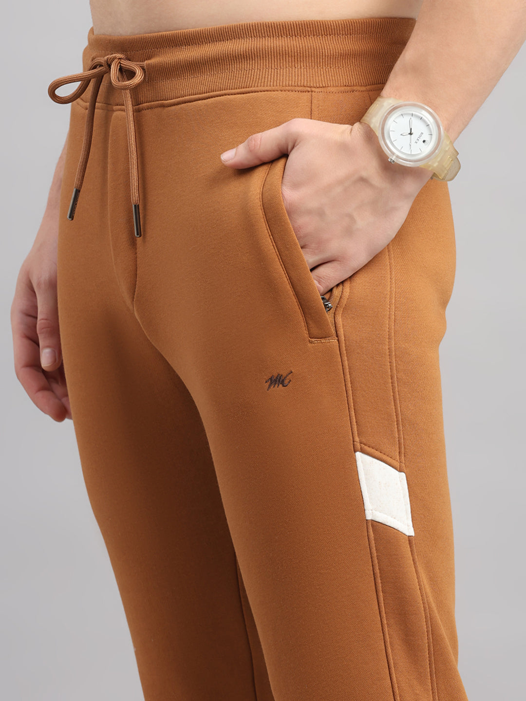 Men Camel Brown Solid Collar Full Sleeve Winter Tracksuit