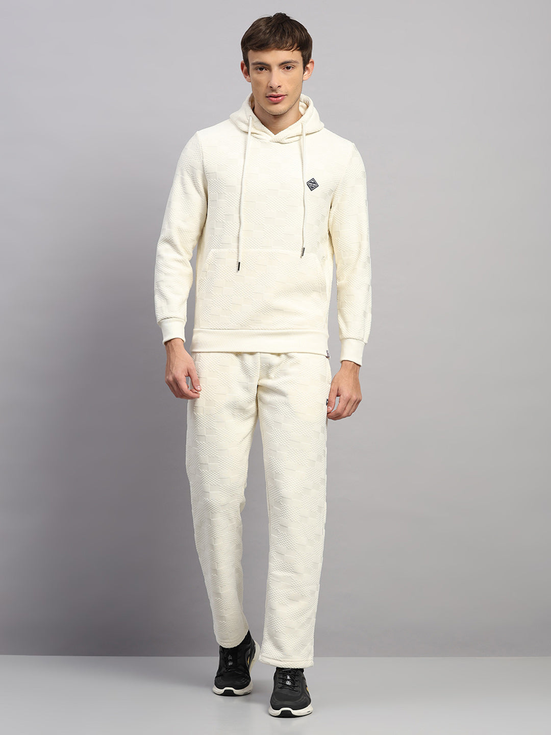 Men Off White Jaquard Collar Full Sleeve Winter Tracksuit