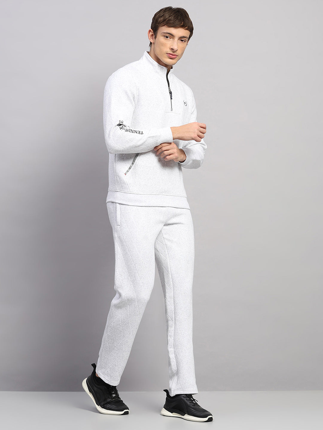 Men Off White Solid Collar Full Sleeve Winter Tracksuit