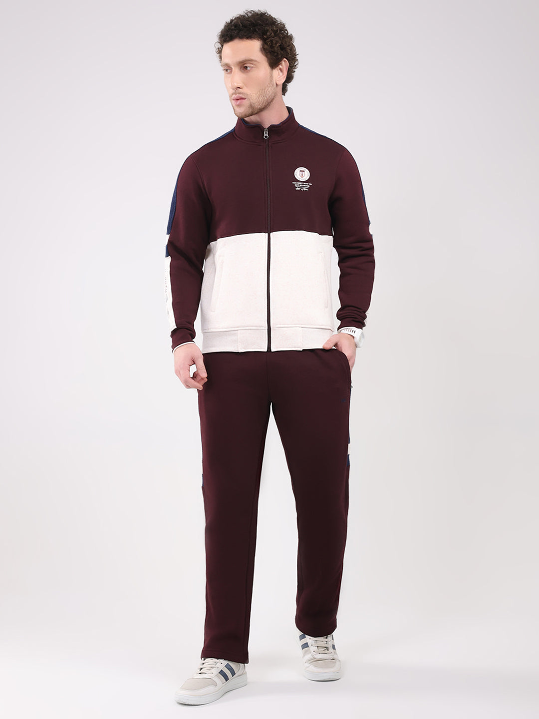 Men Maroon Solid Collar Full Sleeve Winter Tracksuit