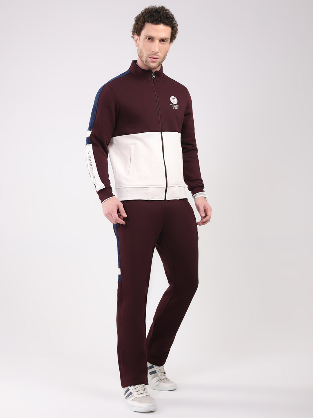 Men Maroon Solid Collar Full Sleeve Winter Tracksuit