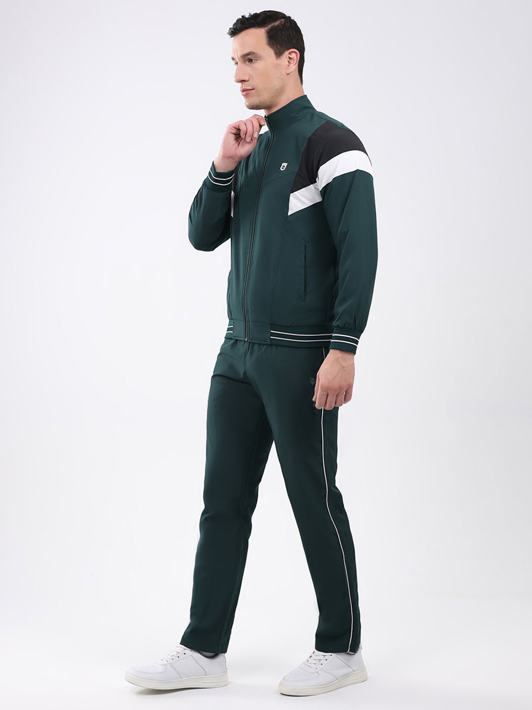 Men Green Solid Mock Neck Full Sleeve Winter Tracksuit