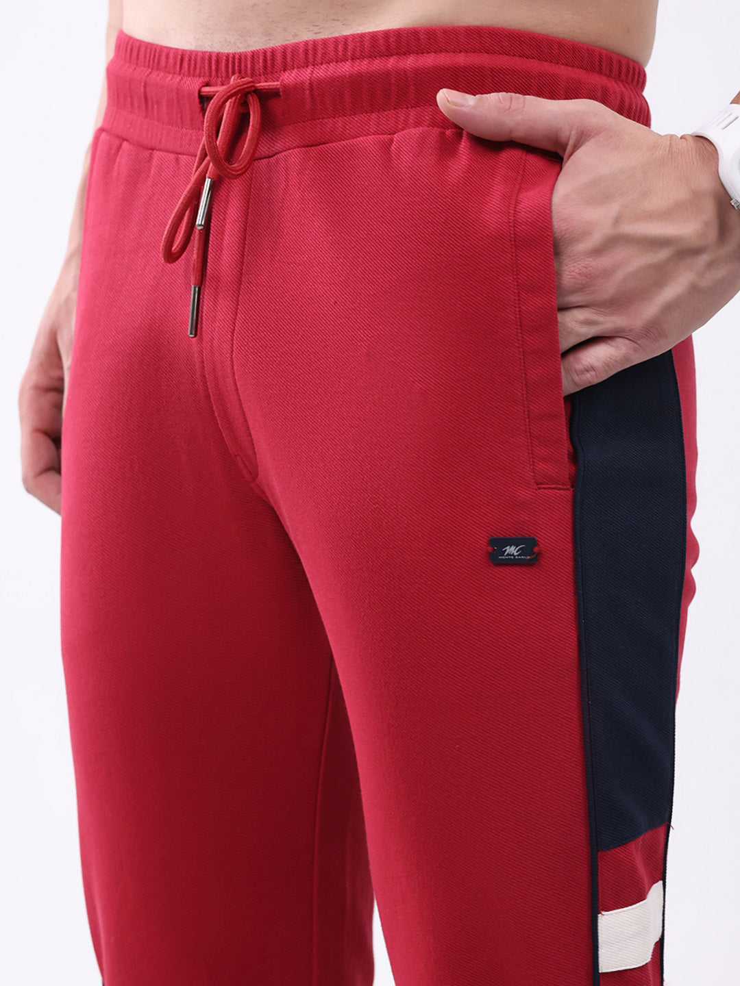 Men Red Solid Regular Fit Winter Lower