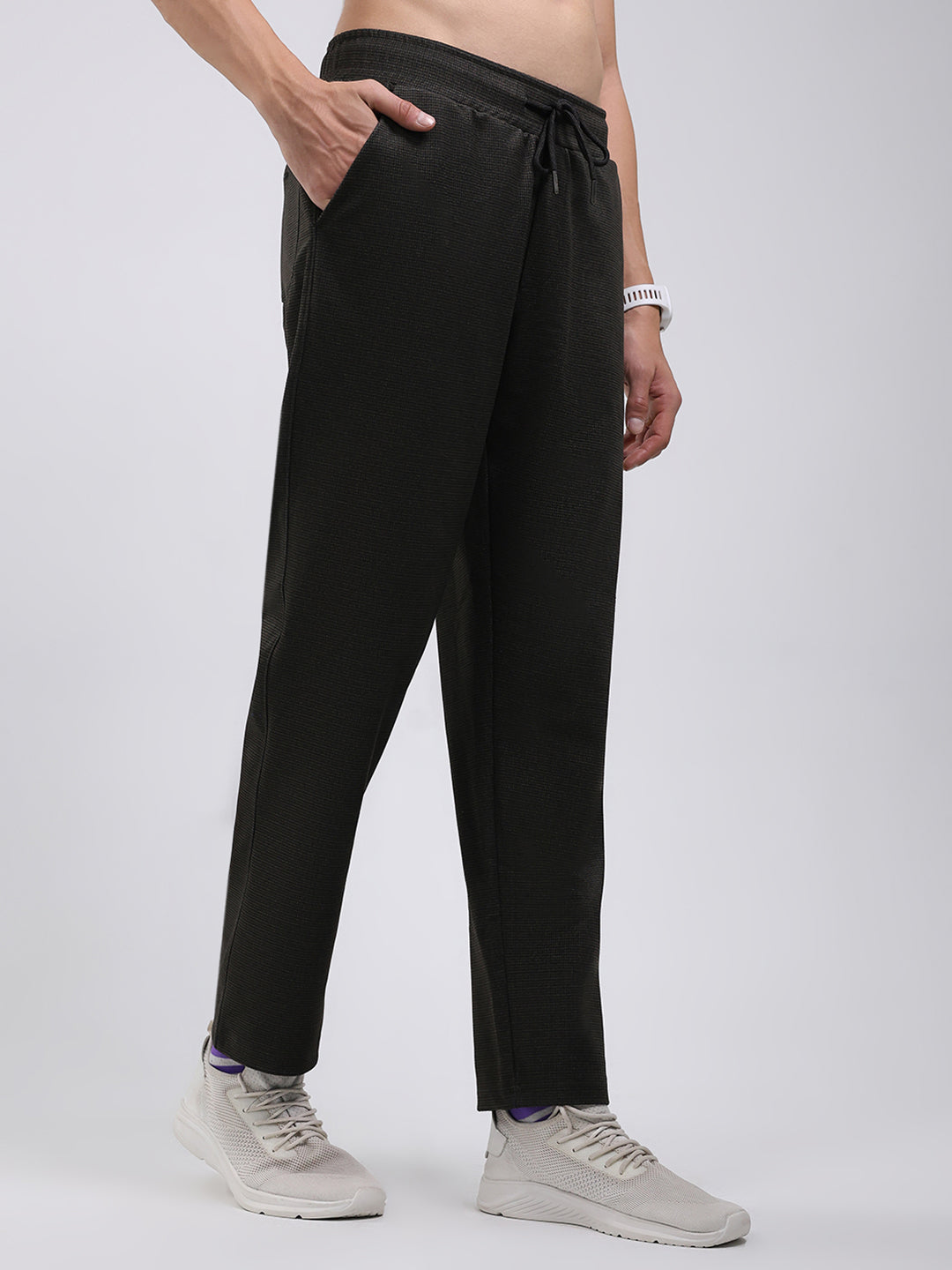 Men Brown Solid Regular Fit Winter Lower