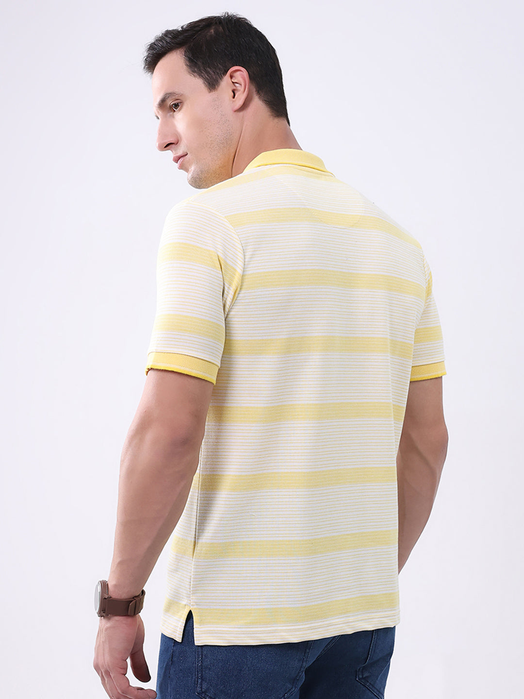 Men Yellow Stripe Collar Half Sleeve T-Shirt