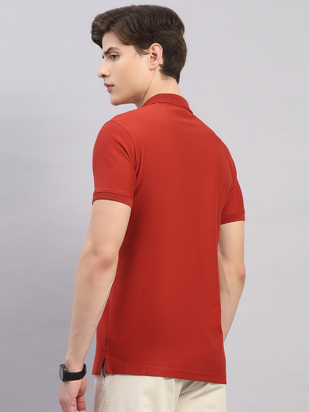 Men Rust Geometric Stand Collar Half Sleeve T-Shirt
