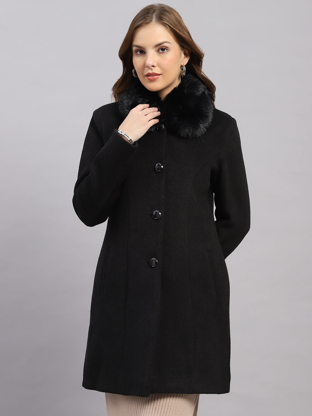 Women Black Solid Collar Full Sleeve Coat