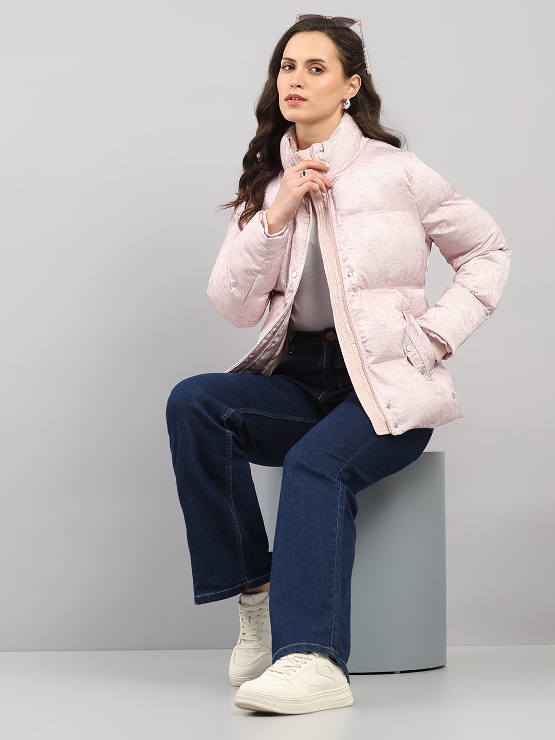 Women Mauve Solid High Neck Full Sleeve Jacket