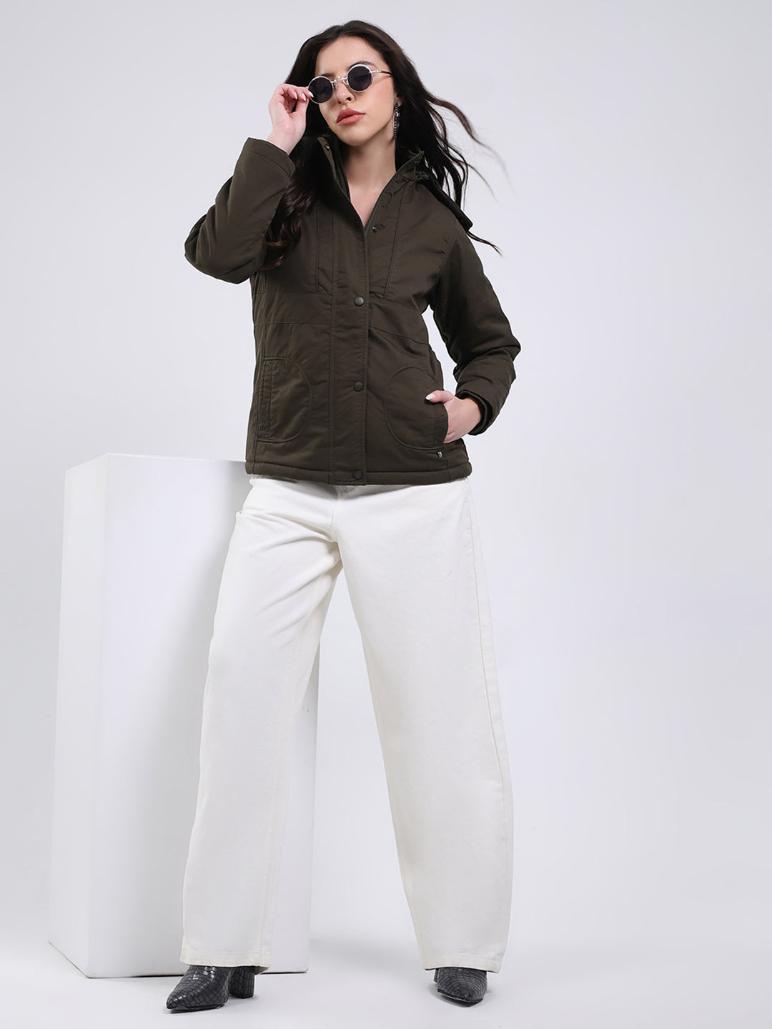Women Olive Solid Hooded Full Sleeve Jacket