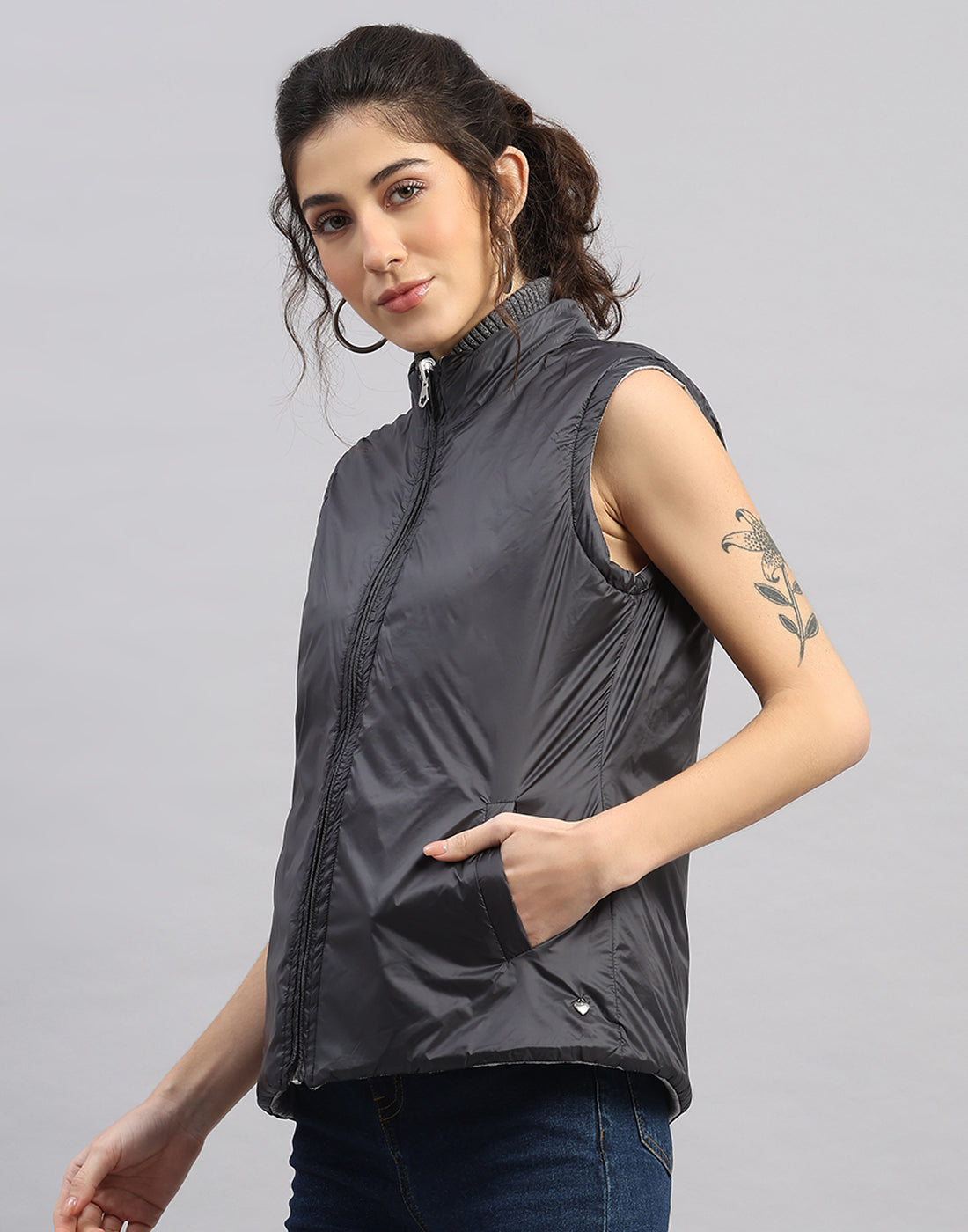 Women Maroon Solid Hooded Full Sleeve Jacket