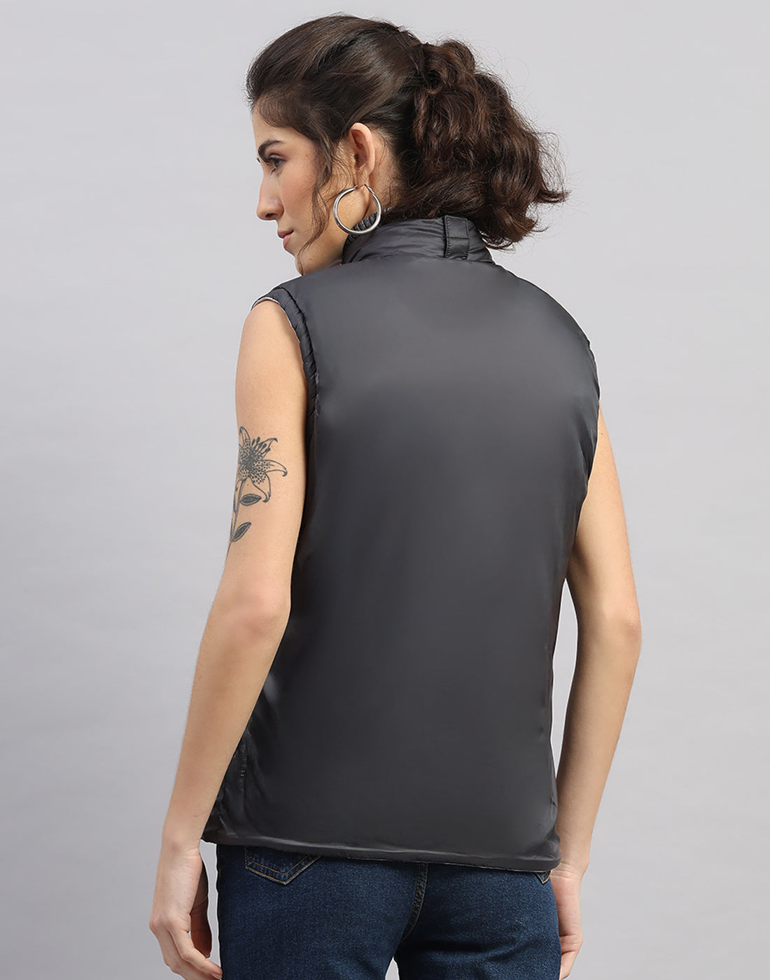 Women Maroon Solid Hooded Full Sleeve Jacket