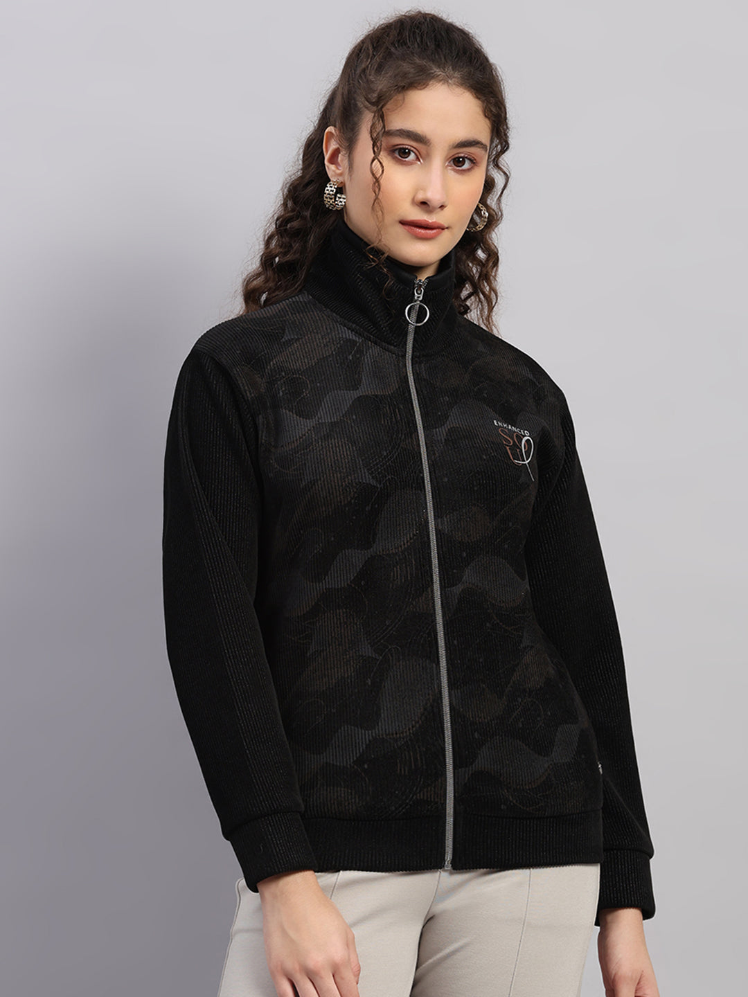 Women Black Printed Round Neck Full Sleeve Sweatshirt