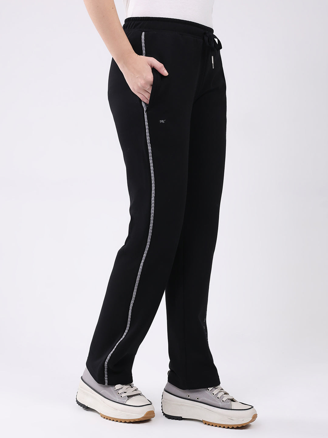 Women Black Printed Regular Fit Winter Lower