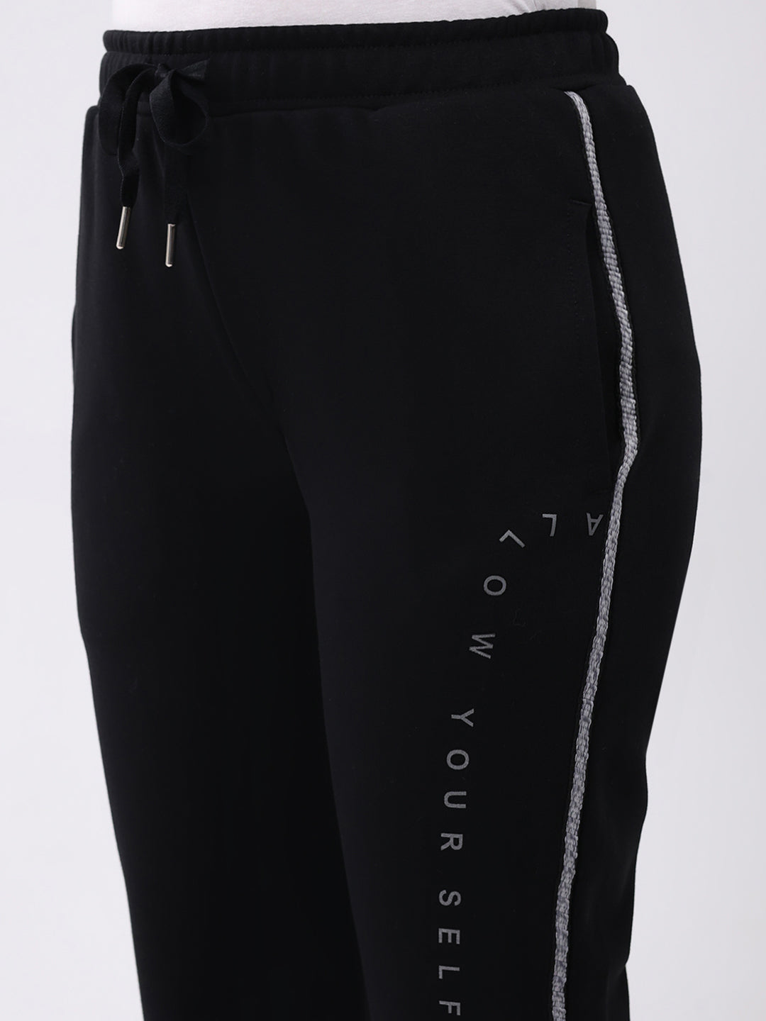 Women Black Printed Regular Fit Winter Lower