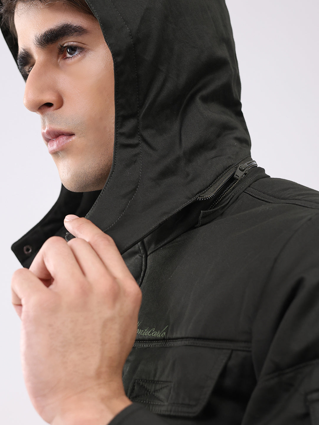 Men Green Solid Collar Full Sleeve Jacket