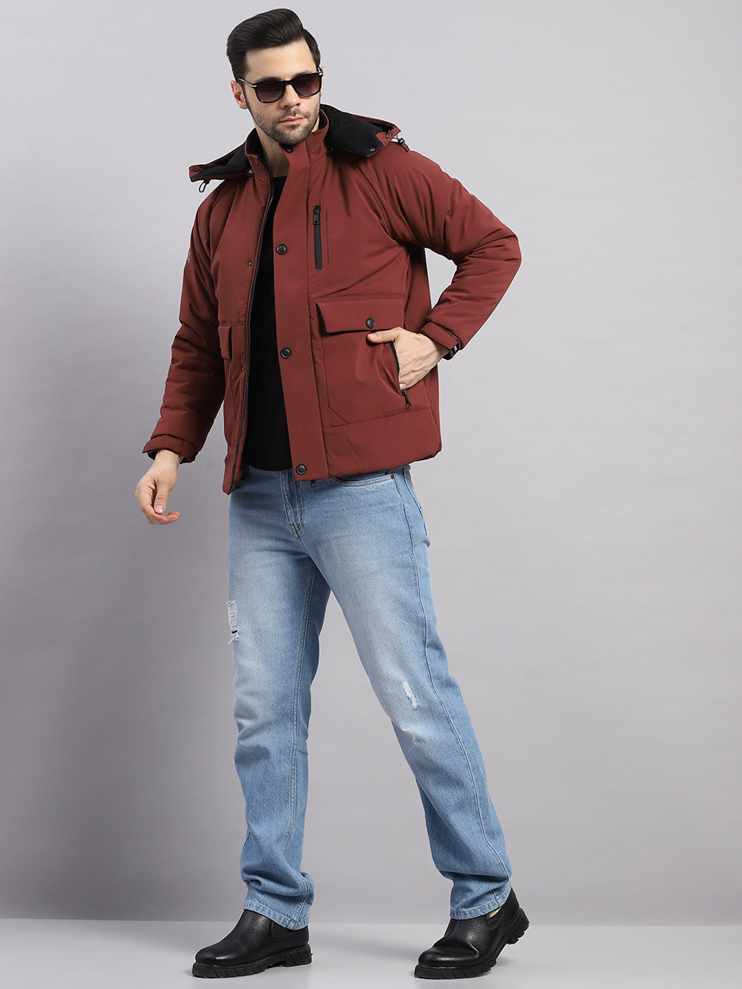 Men Burgundy Solid Hooded Full Sleeve Jacket