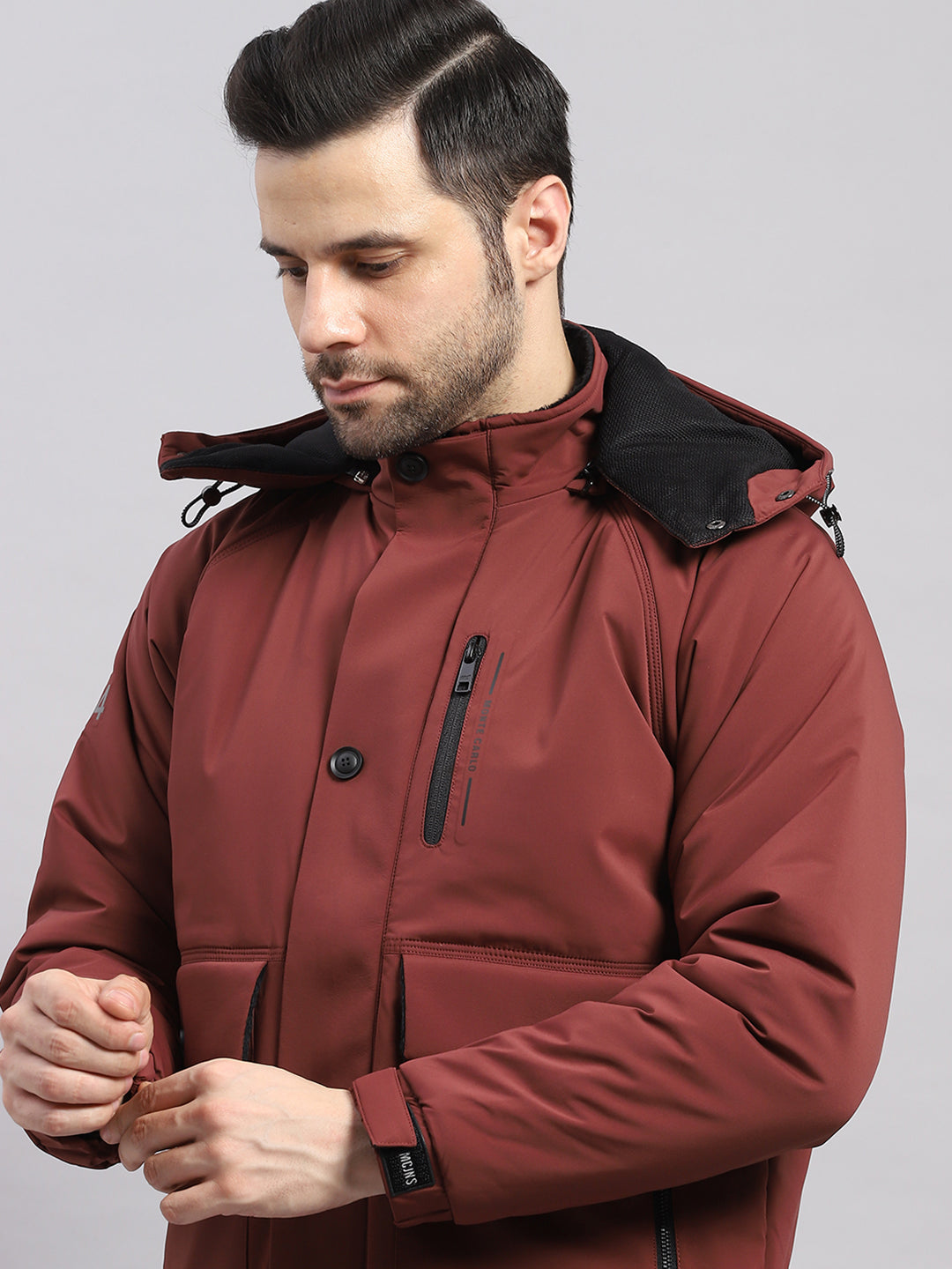 Men Burgundy Solid Hooded Full Sleeve Jacket