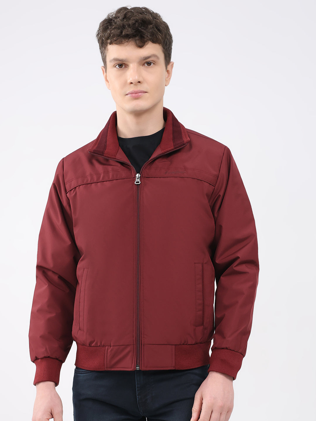 Men Maroon Solid Collar Full Sleeve Jacket