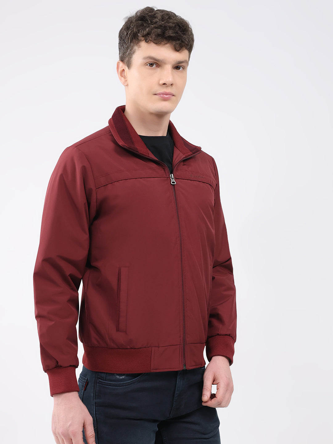 Men Maroon Solid Collar Full Sleeve Jacket
