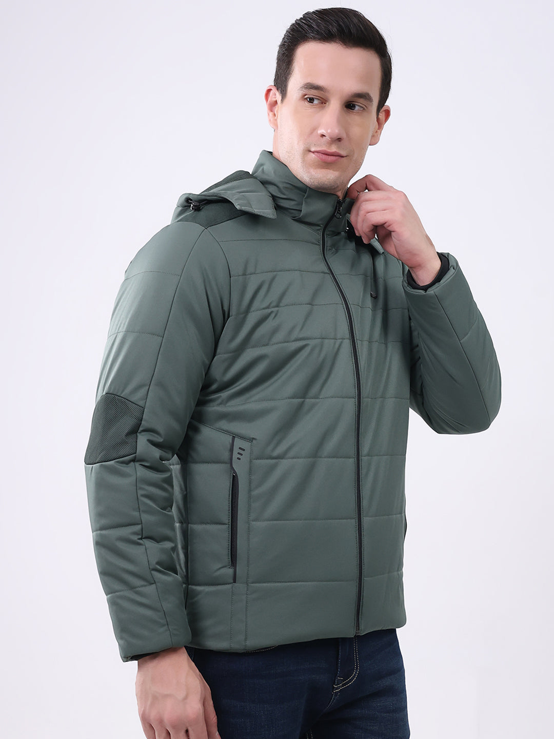 Men Green Solid Hooded Full Sleeve Jacket
