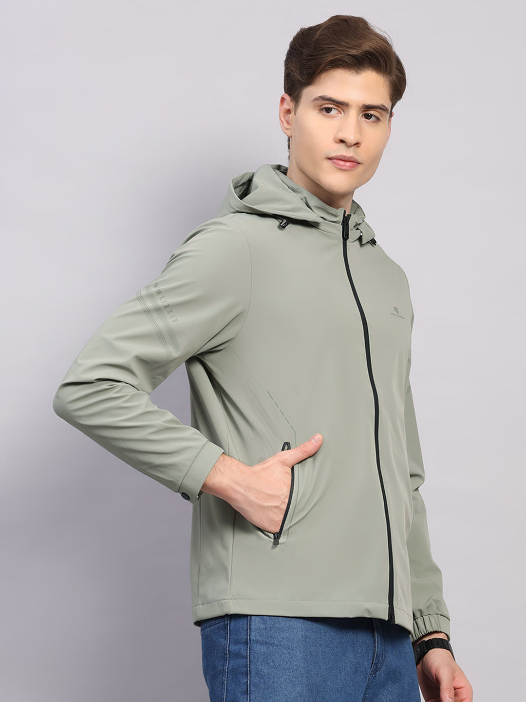 Men Cream Solid Hooded Full Sleeve Jacket