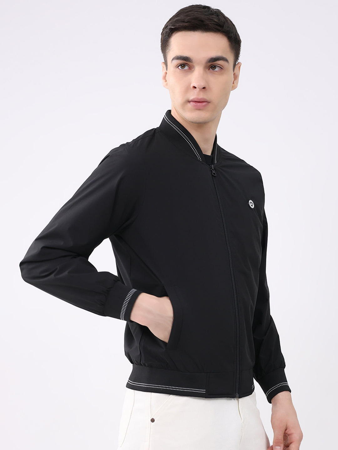 Men Black Solid Collar Full Sleeve Jacket