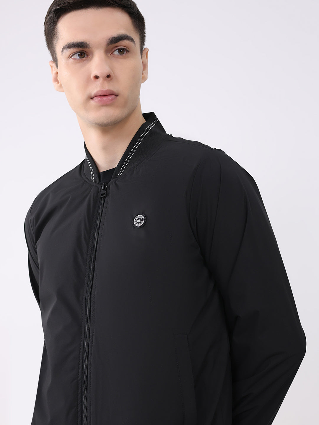 Men Black Solid Collar Full Sleeve Jacket