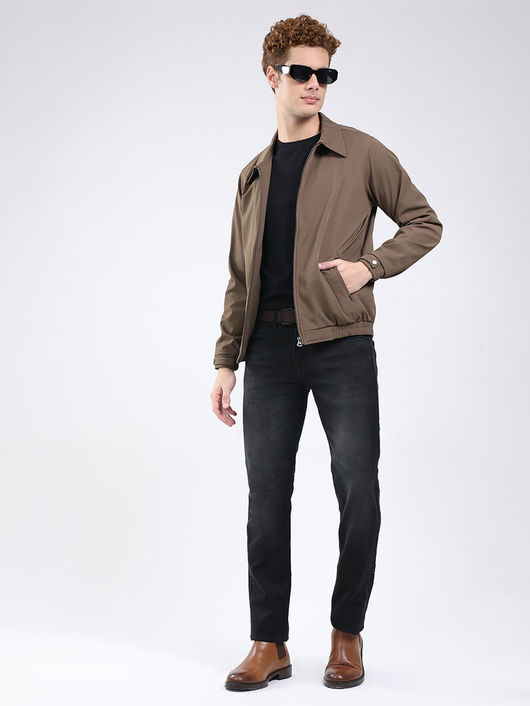 Men Brown Solid Collar Full Sleeve Jacket