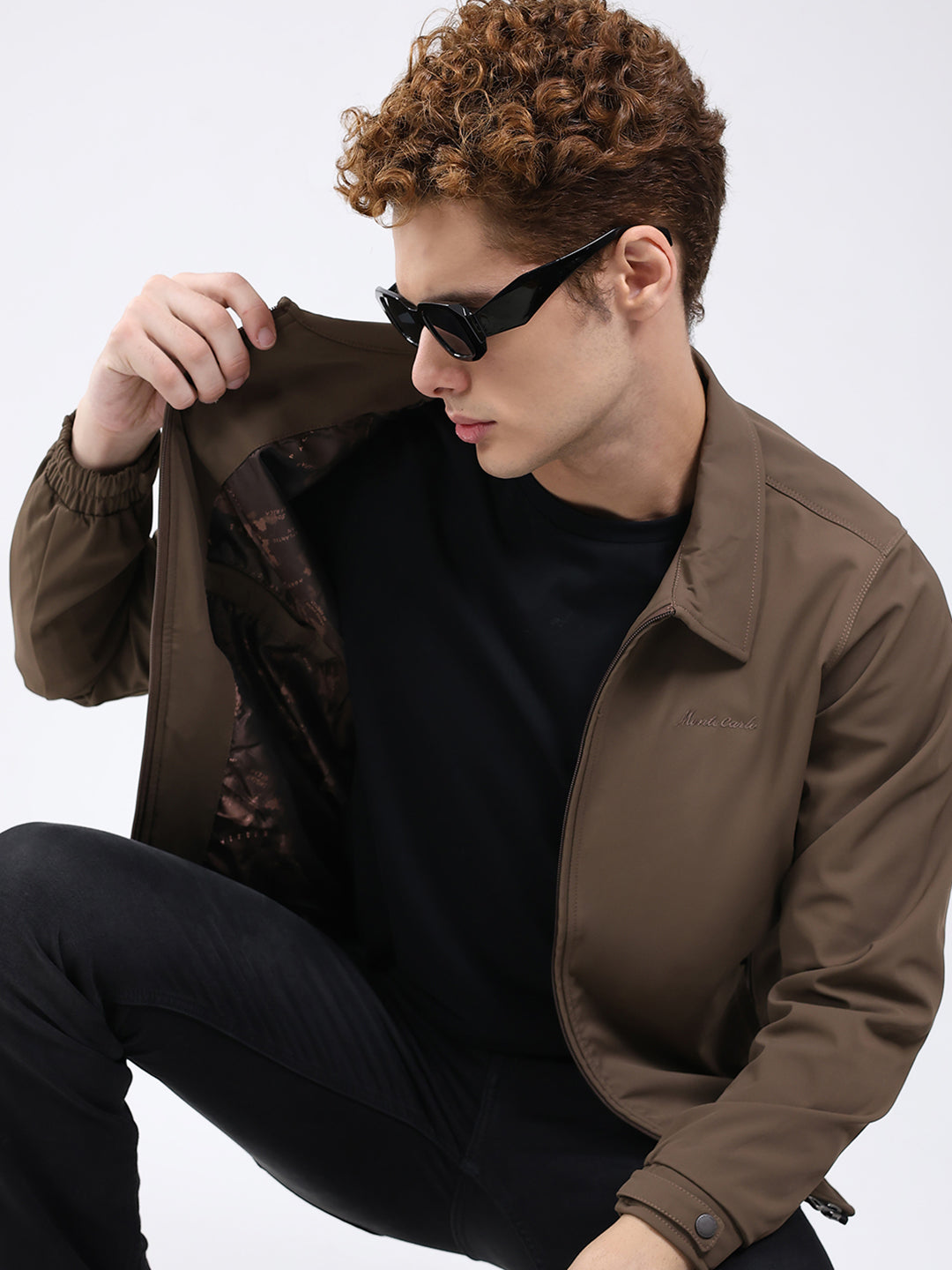 Men Brown Solid Collar Full Sleeve Jacket