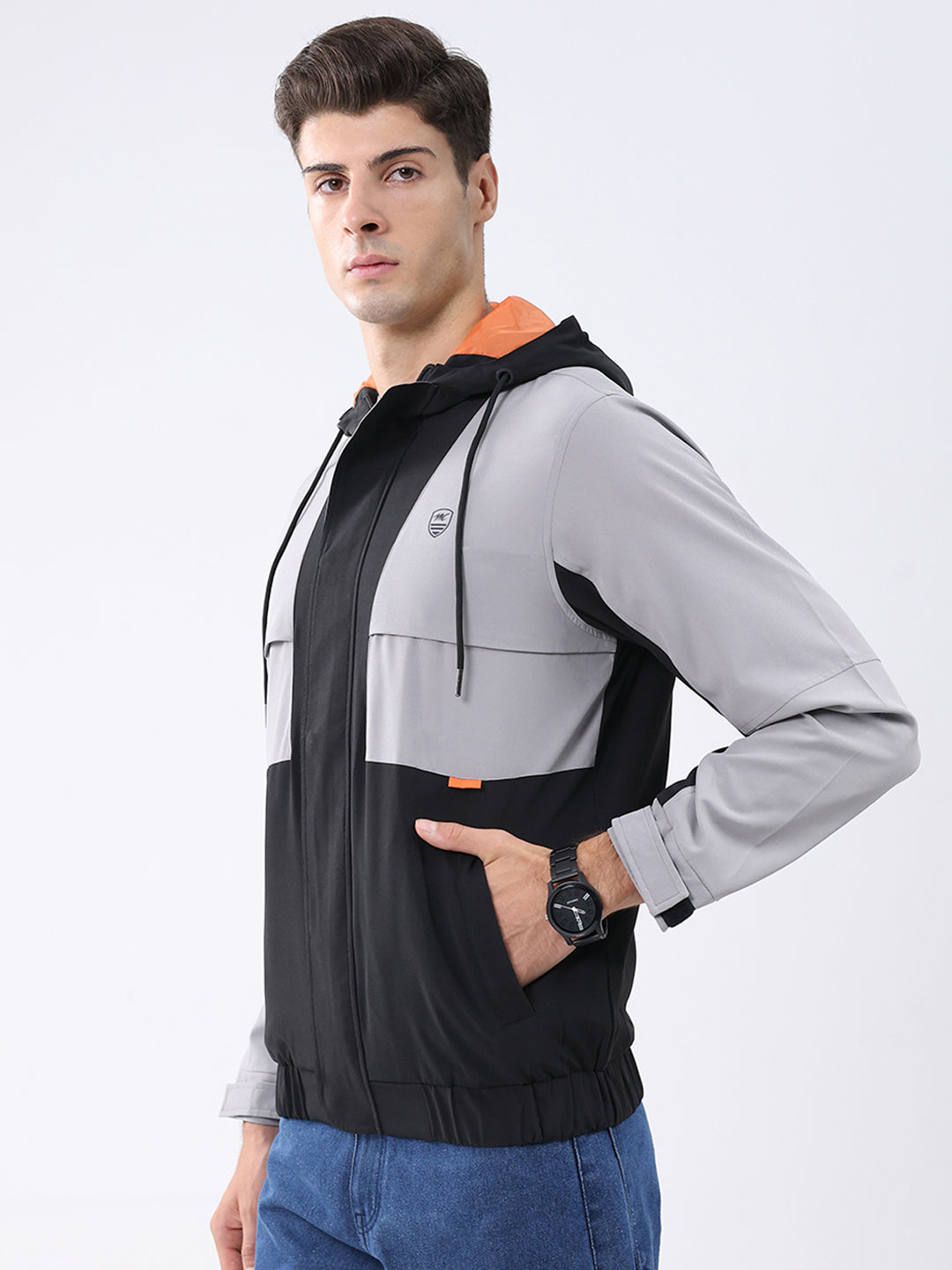 Men Black Colourblocked Hooded Full Sleeve Jacket
