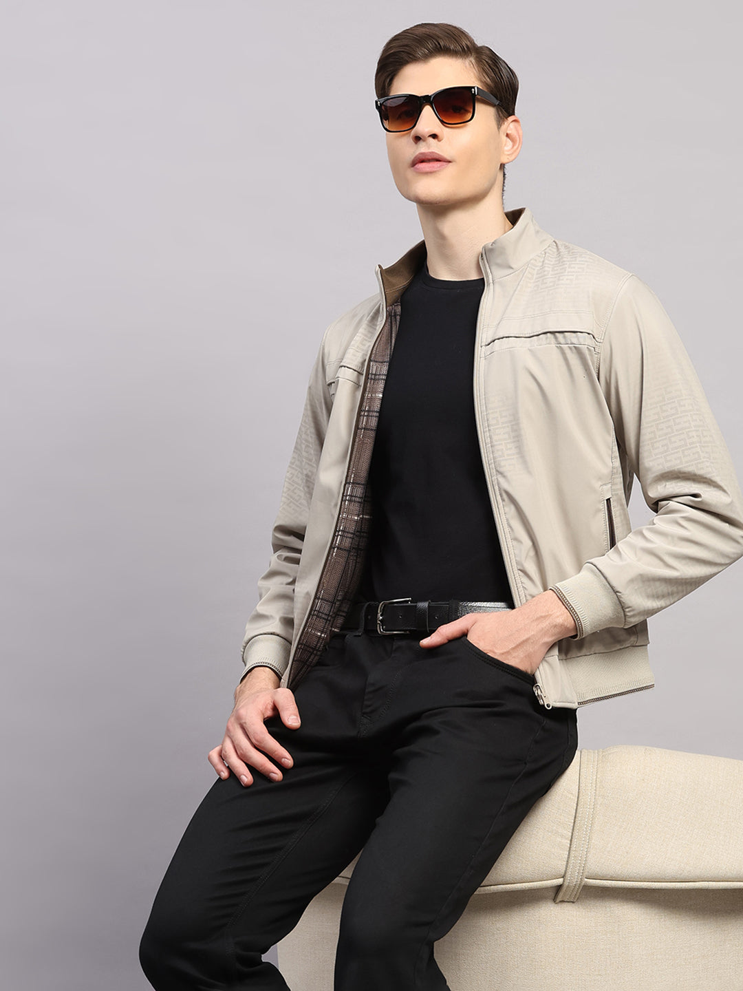 Luxuria Men Beige Solid Collar Full Sleeve Jacket