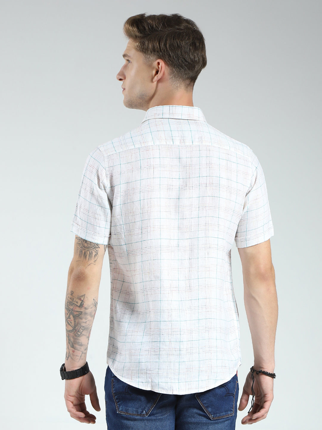 Men White Check Collar Half Sleeve Linen Shirt