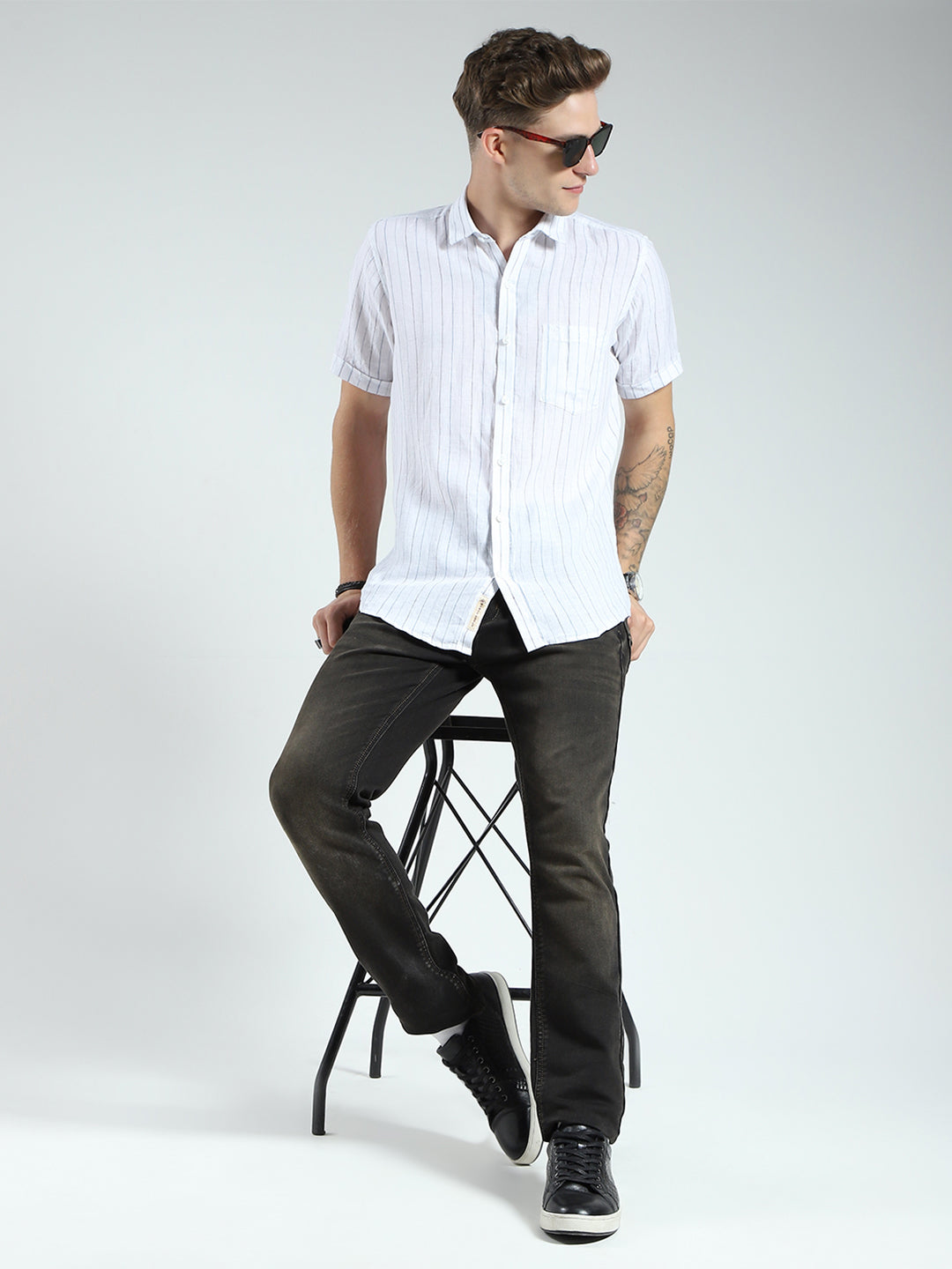 Men White Stripe Collar Half Sleeve Linen Shirt