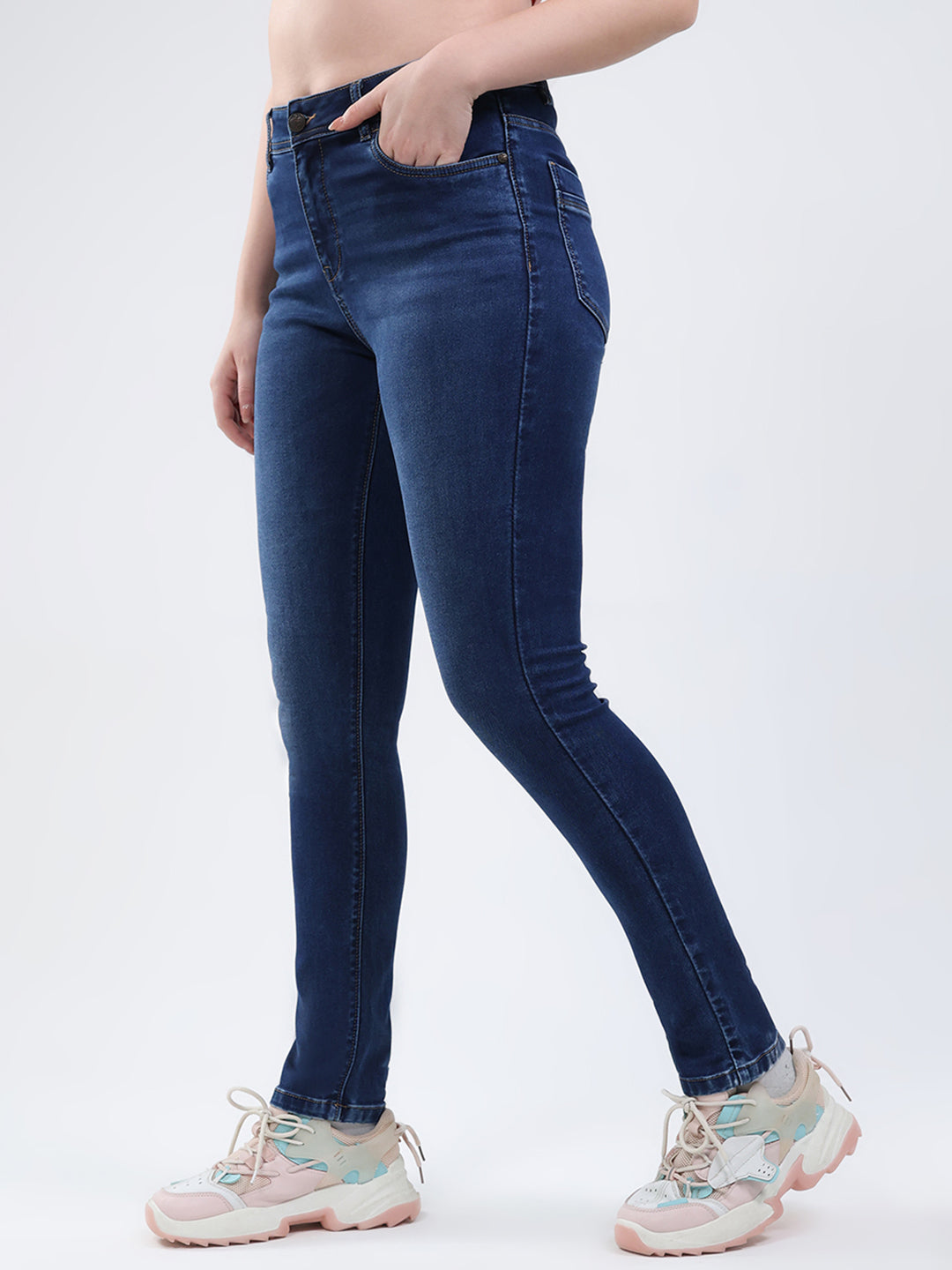 Women Blue Solid Slim Fit Denim
