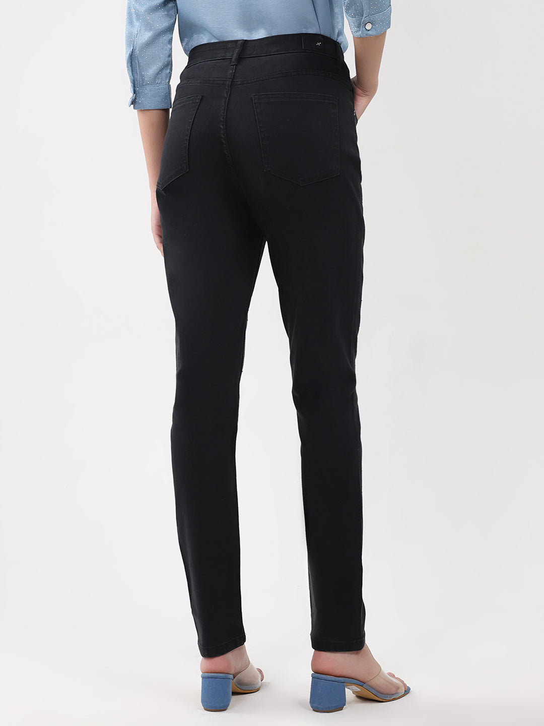 Women Black Solid Slim Fit Denim