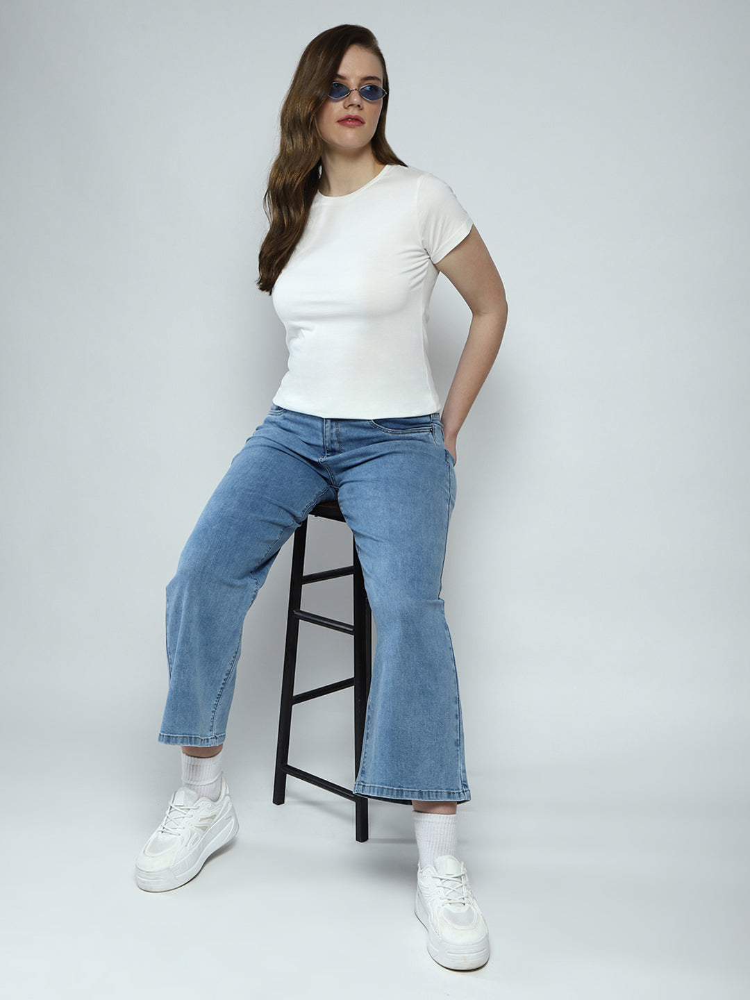 Women White Solid Round Neck Half Sleeve Top