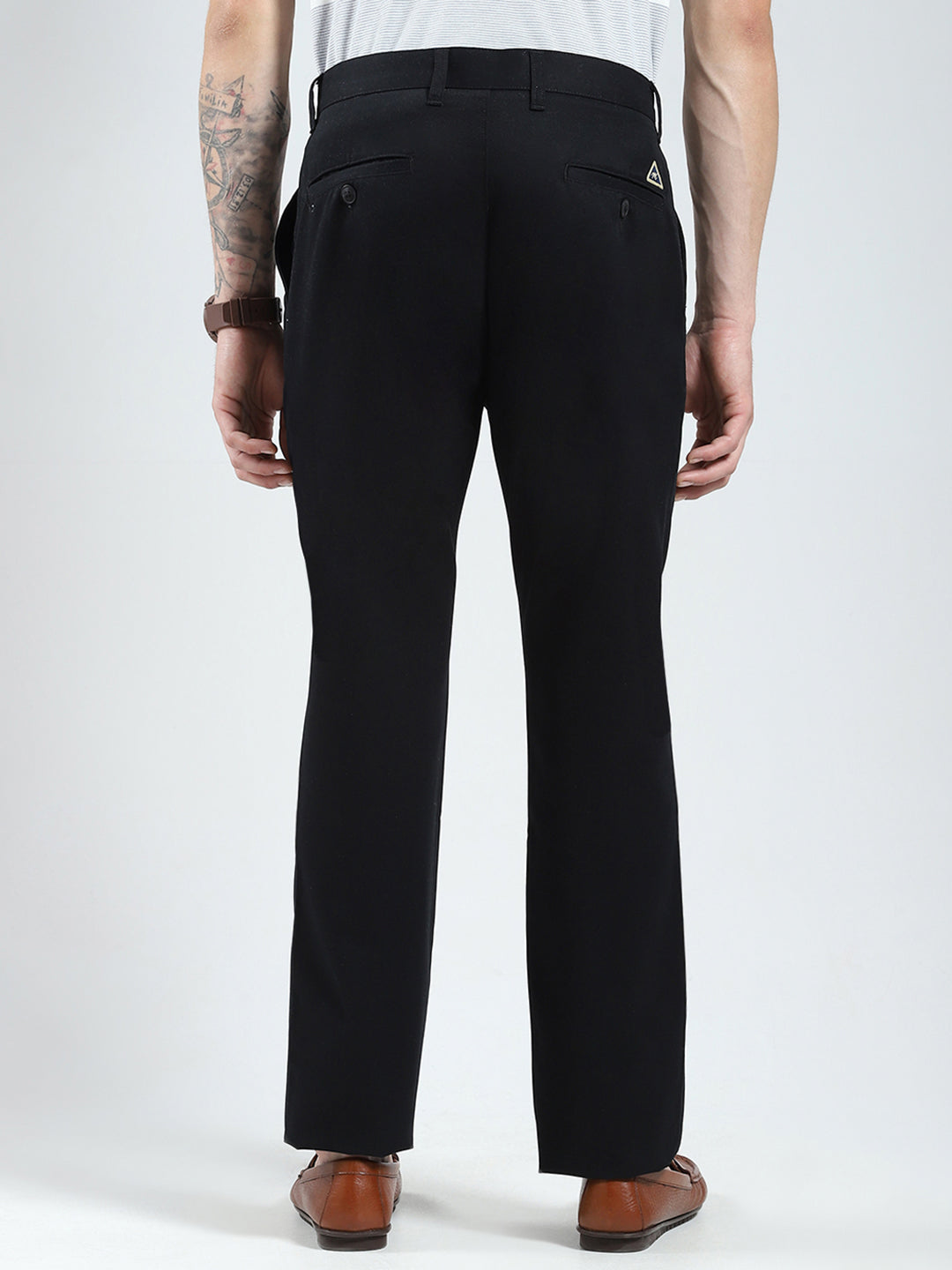 Men Black Solid Regular Fit Trouser