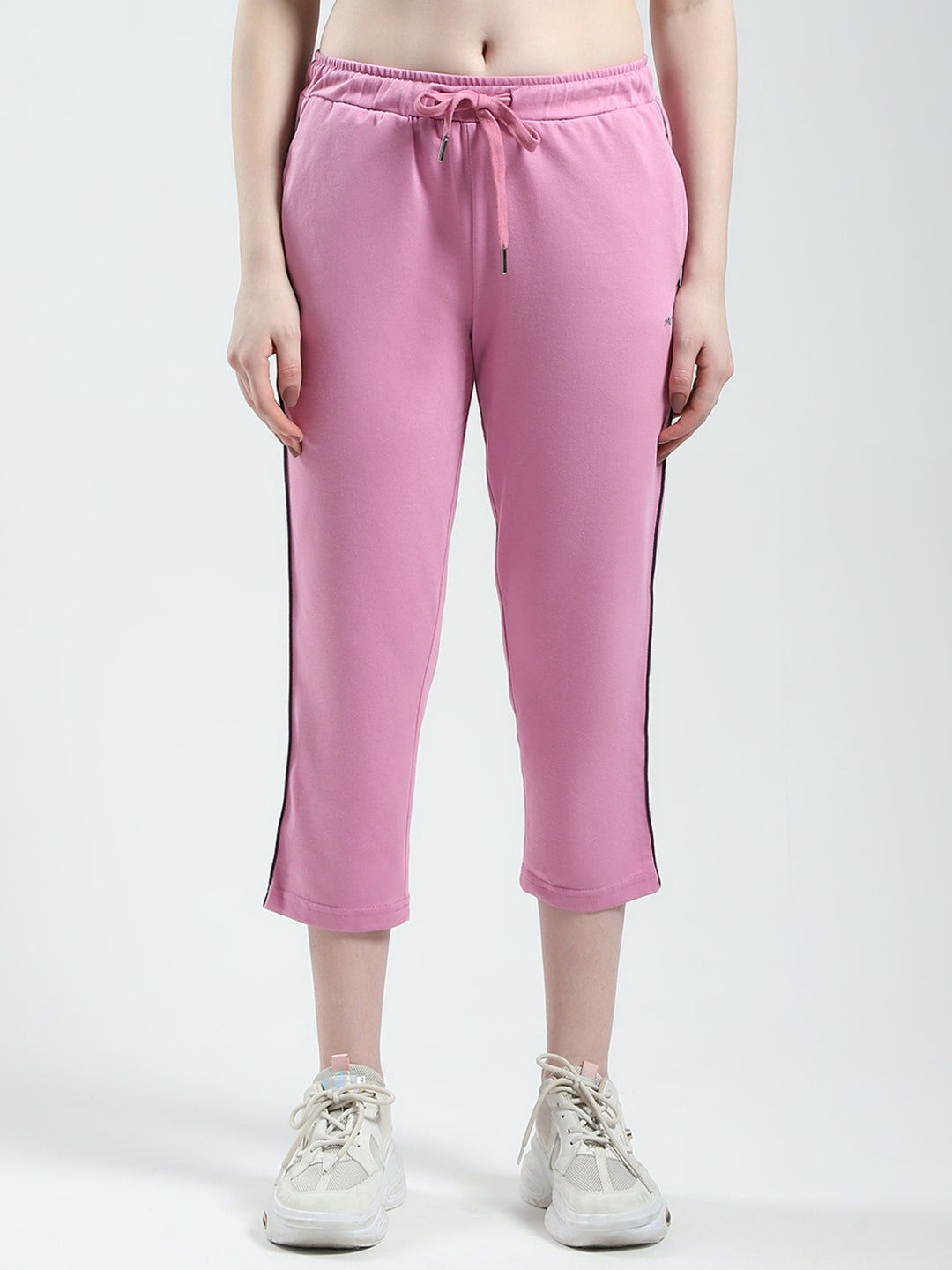 Women Pink Solid Regular Fit Capri
