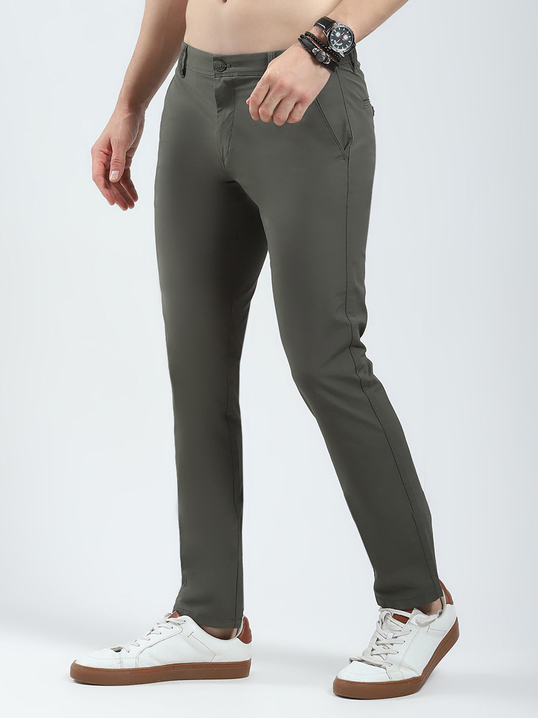 Men Olive Solid Slim Fit Trouser