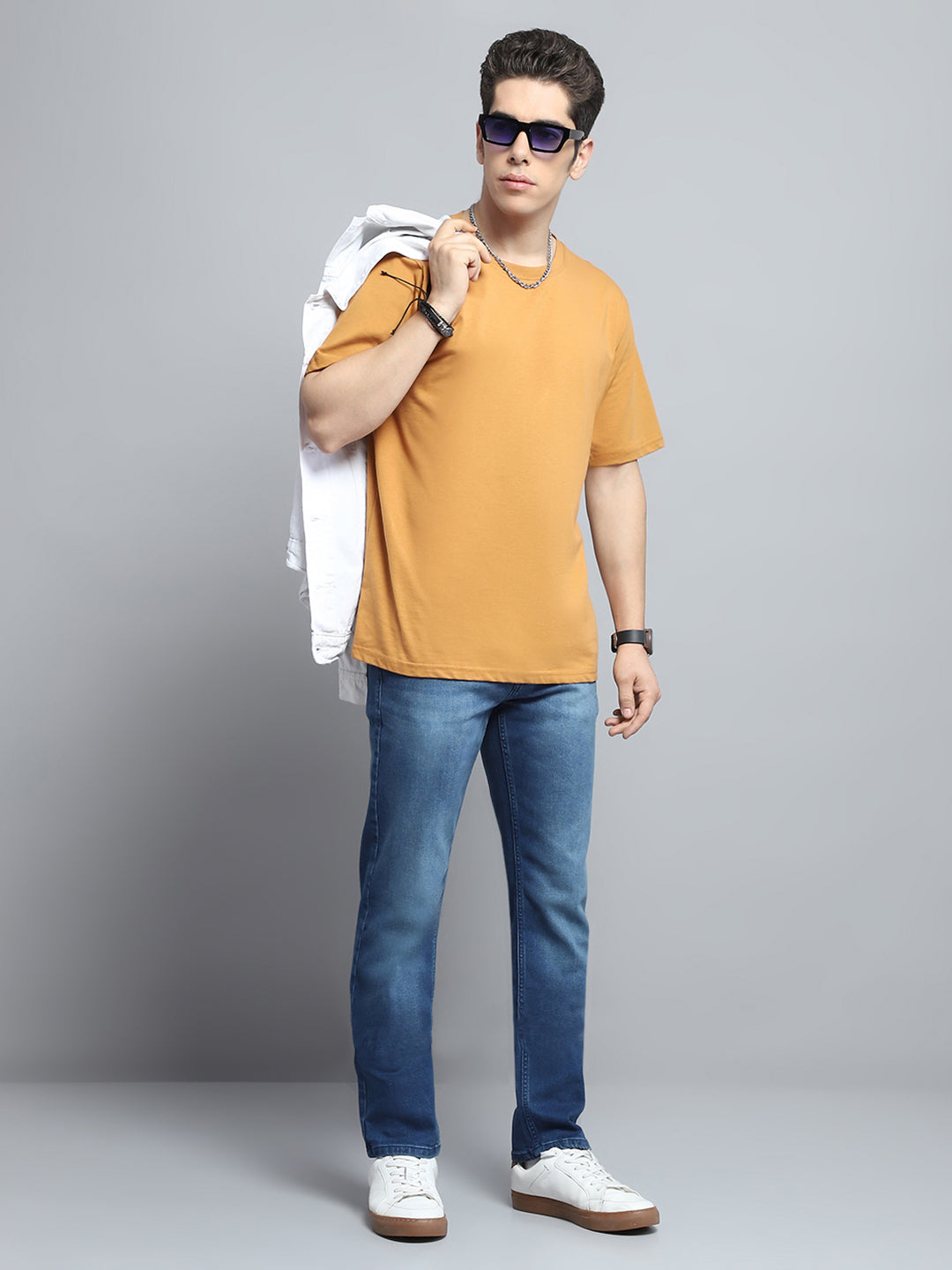 Men Blue Solid Narrow Fit Denim