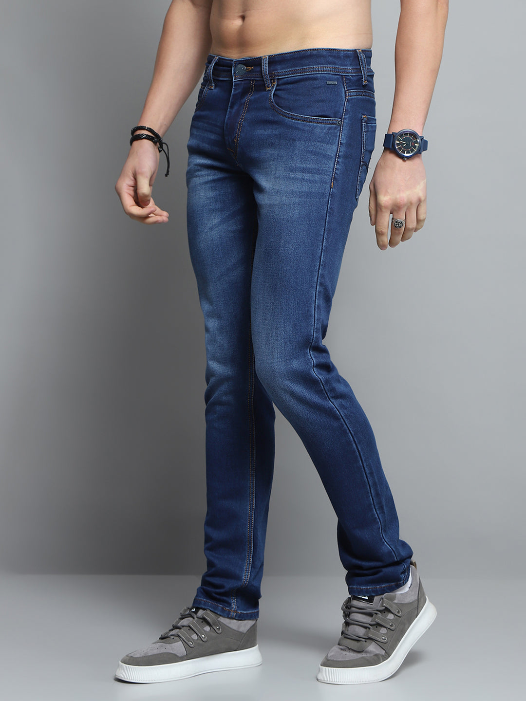 Men Blue Solid Narrow Fit Denim