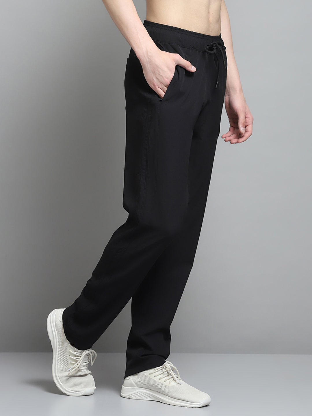 Men Black Solid Regular Fit Lower