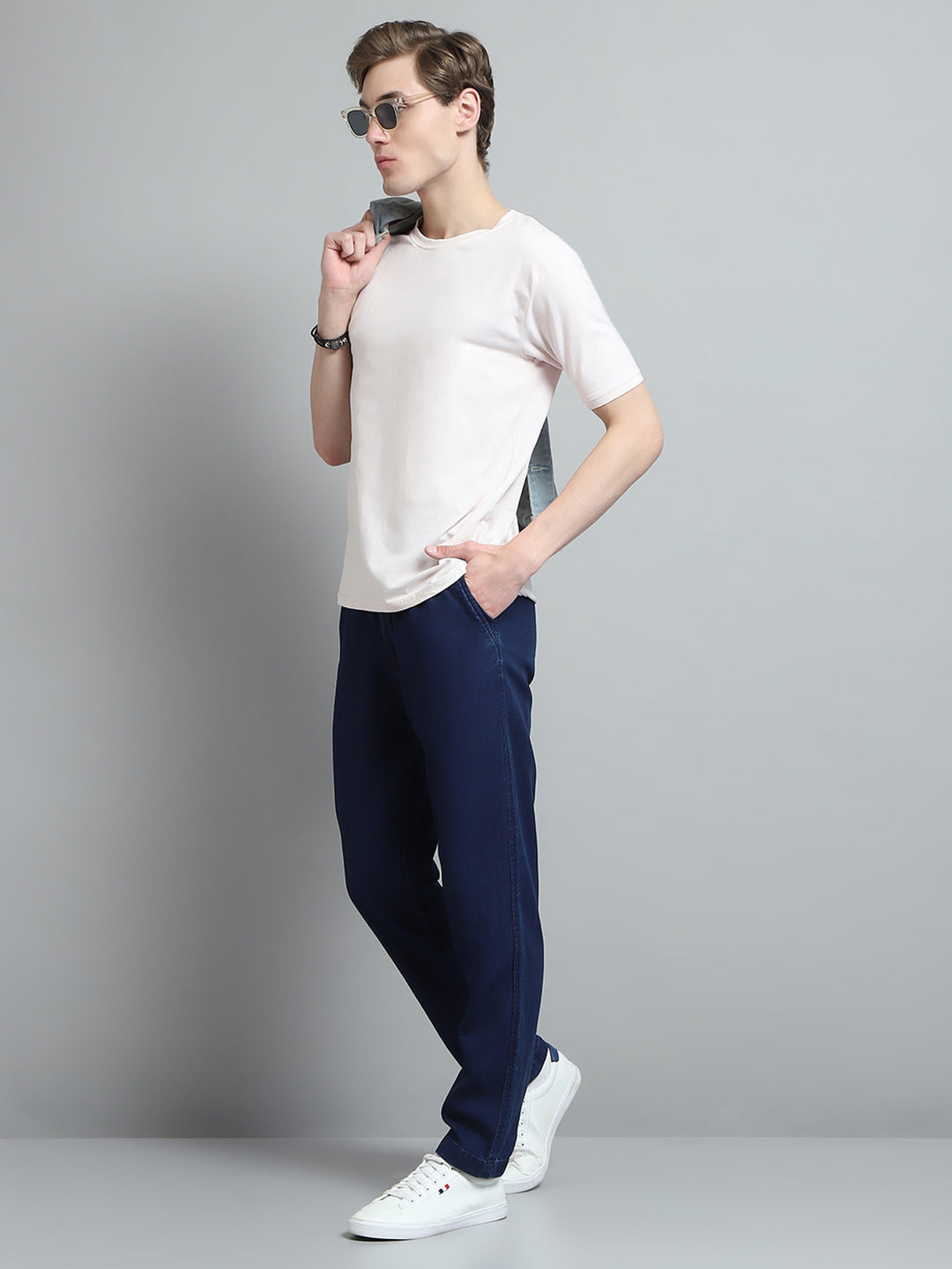 Men Blue Solid Regular Fit Lower