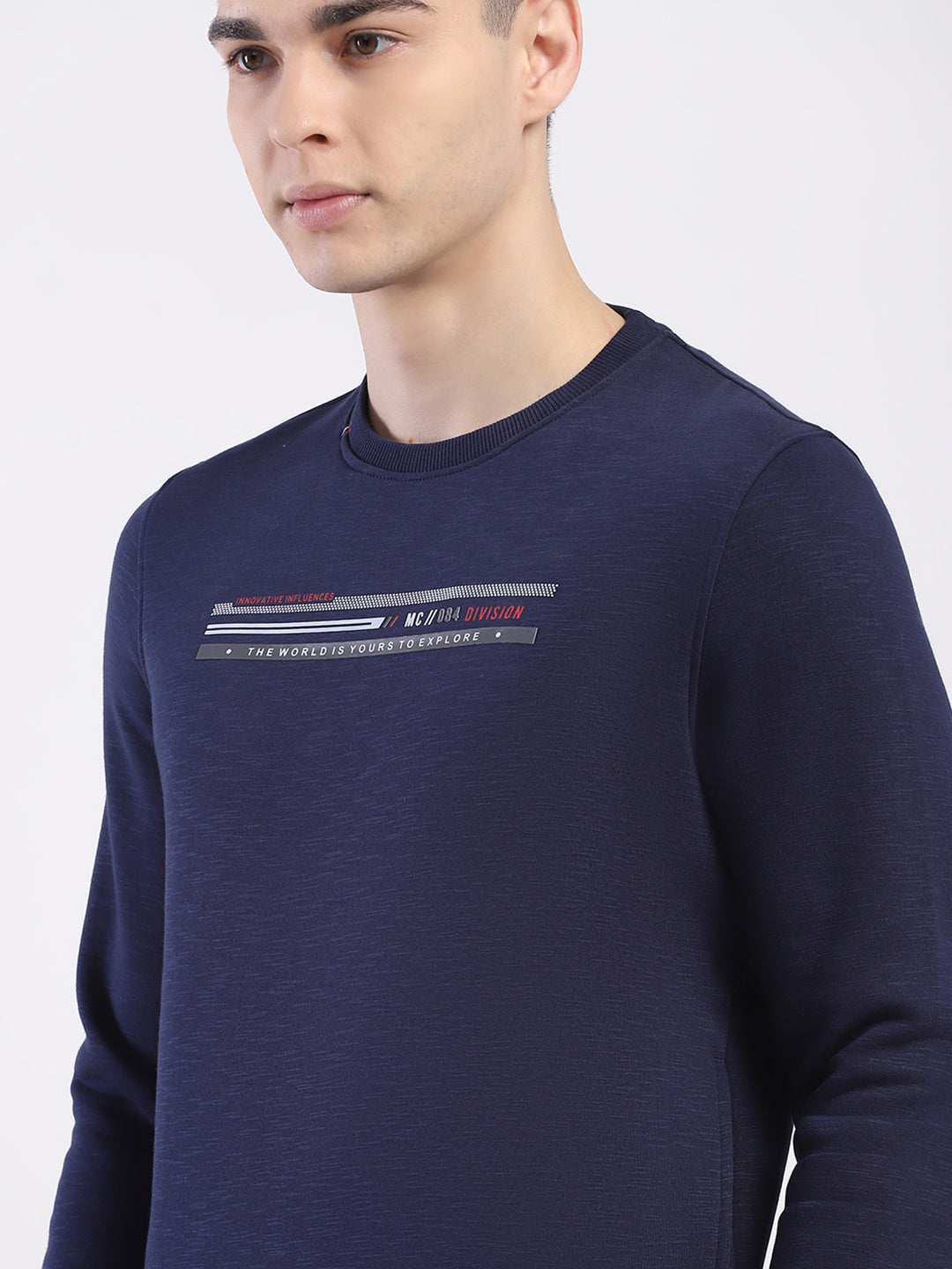 Men Navy Blue Solid Round Neck Full Sleeve Sweatshirt