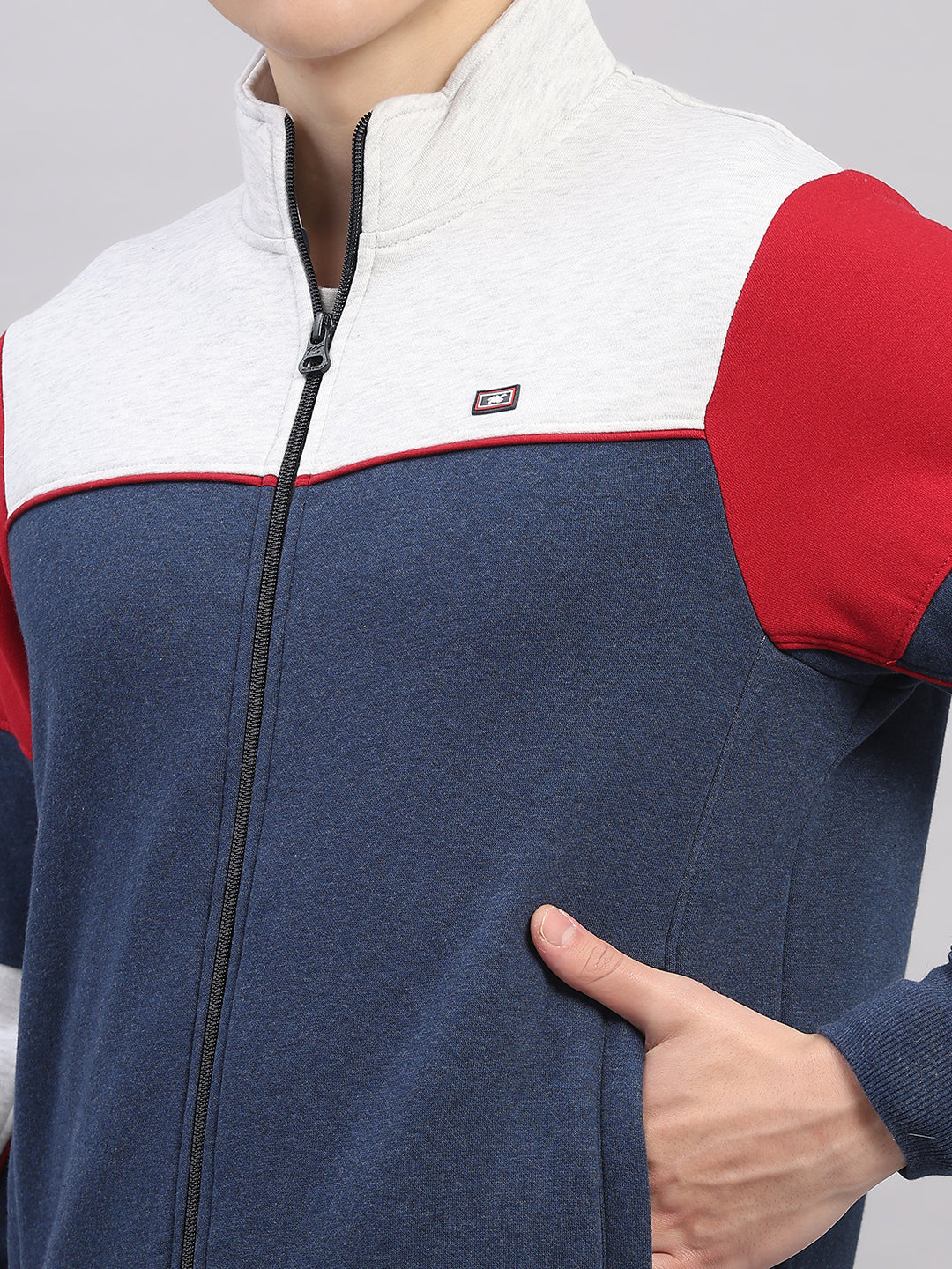 Men Blue Colourblocked Stand Collar Full Sleeve Winter Tracksuit