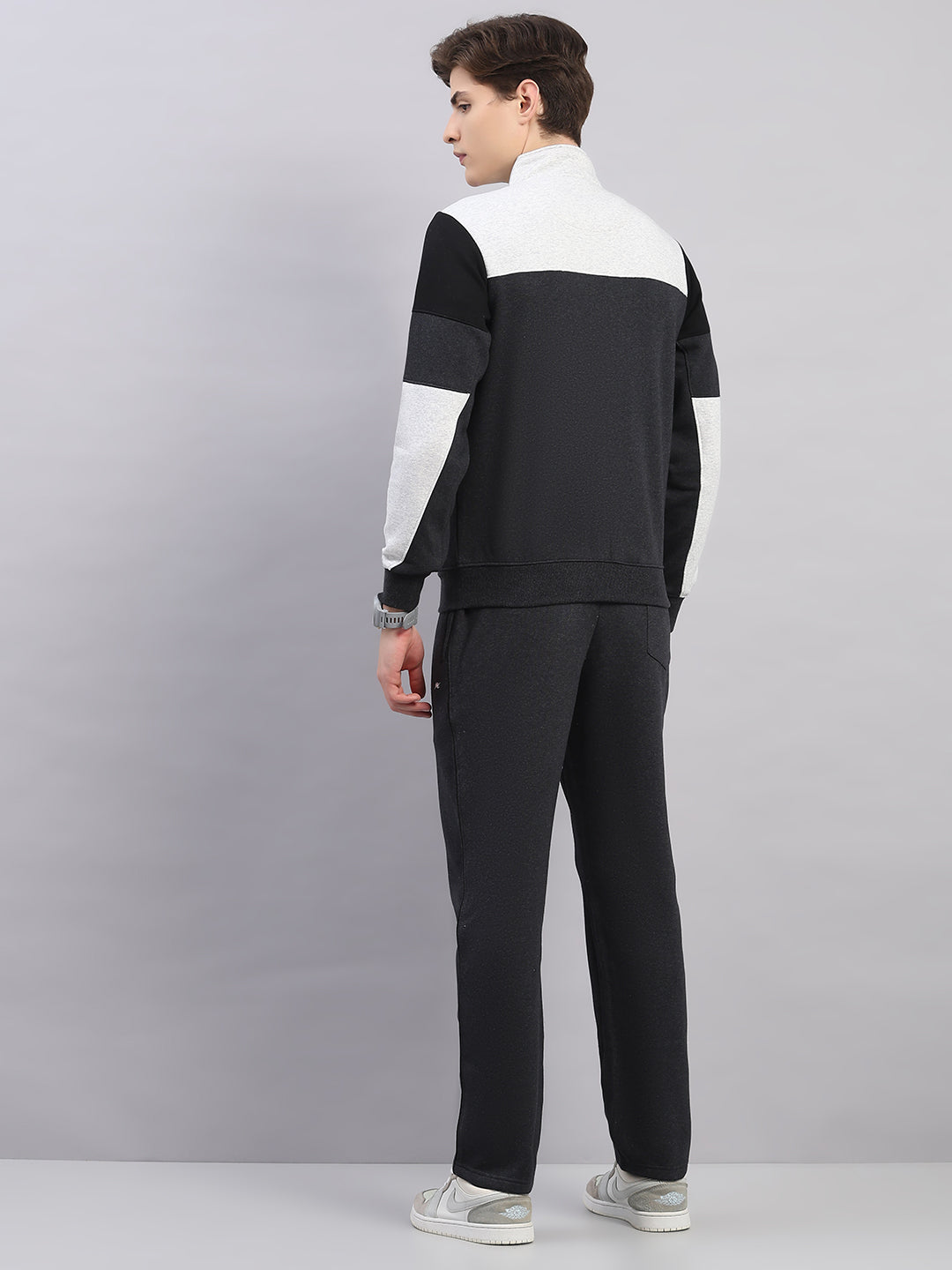 Men Grey Colourblocked Stand Collar Full Sleeve Winter Tracksuit